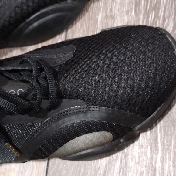 Nike Superrep black and silver mesh sneakers. Size 7 - Picture 2 of 15